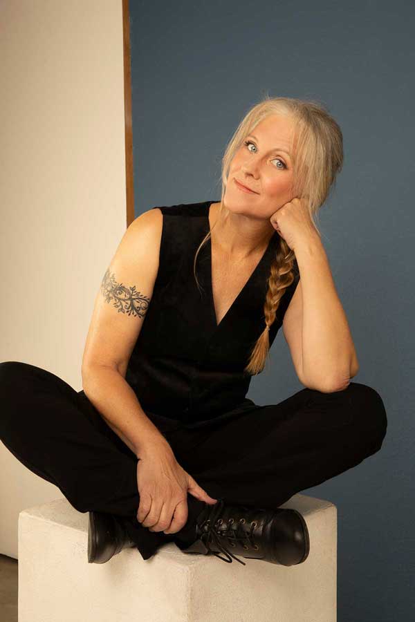 StaarCon 6 Headlining Presenter Karen Rontowski.